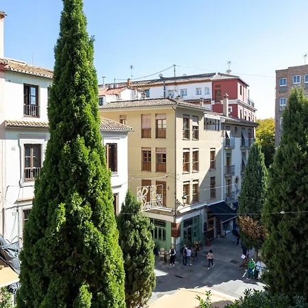 Royal View Apartment